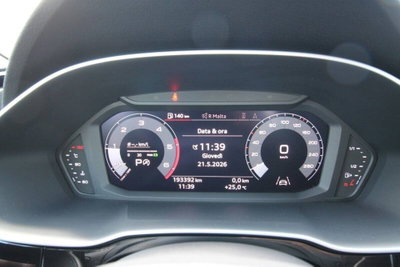Audi Q3 35 TDI quattro S tronic Business (10)