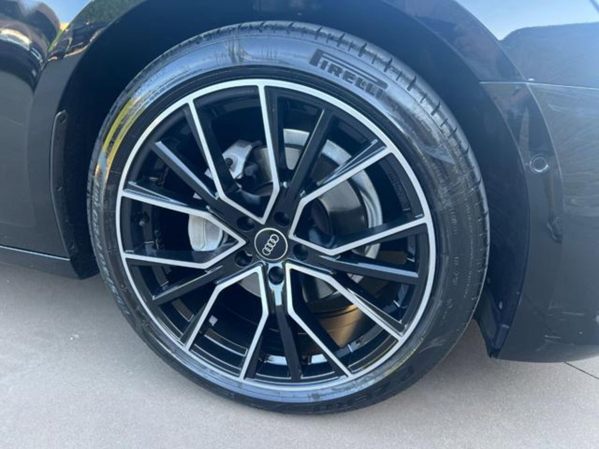 Audi A6 Avant 40 2.0 TDI S tronic Business Sport (14)