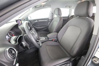 Audi A3 Sportback 40 TDI quattro S tronic Business (10)