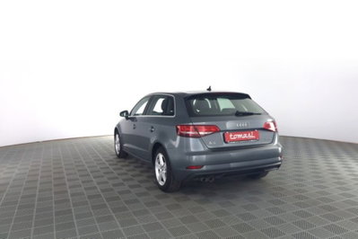 Audi A3 Sportback 40 TDI quattro S tronic Business (6)