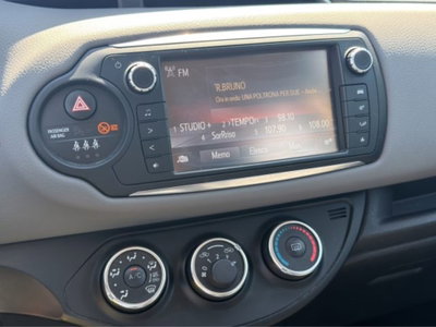 Toyota Yaris 1.0 5 porte (16)