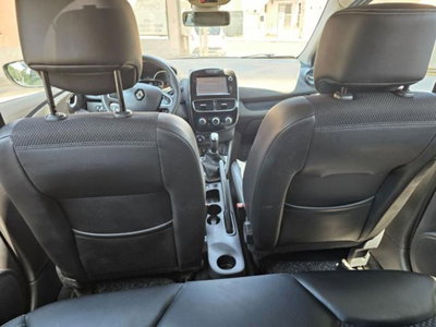 Renault Clio dCi 8V 75 CV 5 porte Moschino Zen (10)