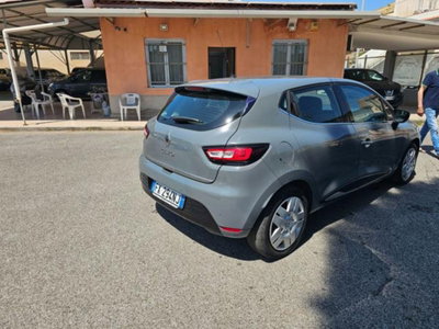 Renault Clio dCi 8V 75 CV 5 porte Moschino Zen (5)