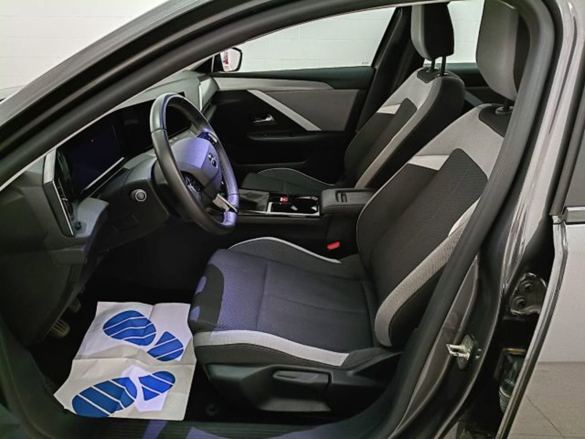 Opel Astra 1.2 t Edition s&s 110cv (8)