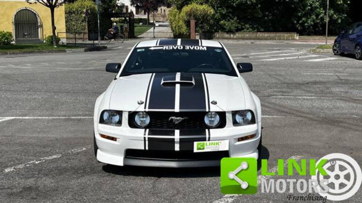 Ford Mustang Coupé 5.0 V8 GT 446cv auto (12)