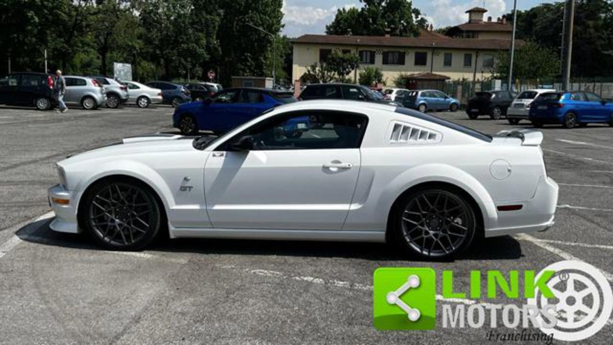 Ford Mustang Coupé 5.0 V8 GT 446cv auto (17)
