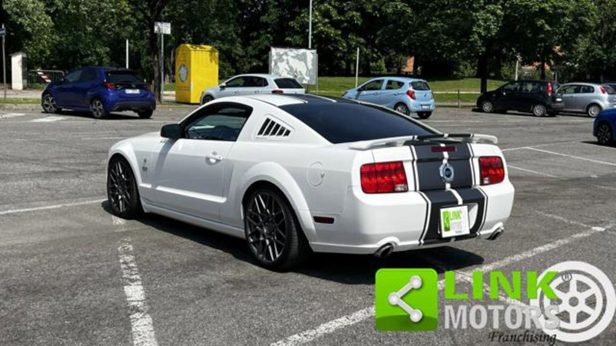 Ford Mustang Coupé 5.0 V8 GT 446cv auto (3)
