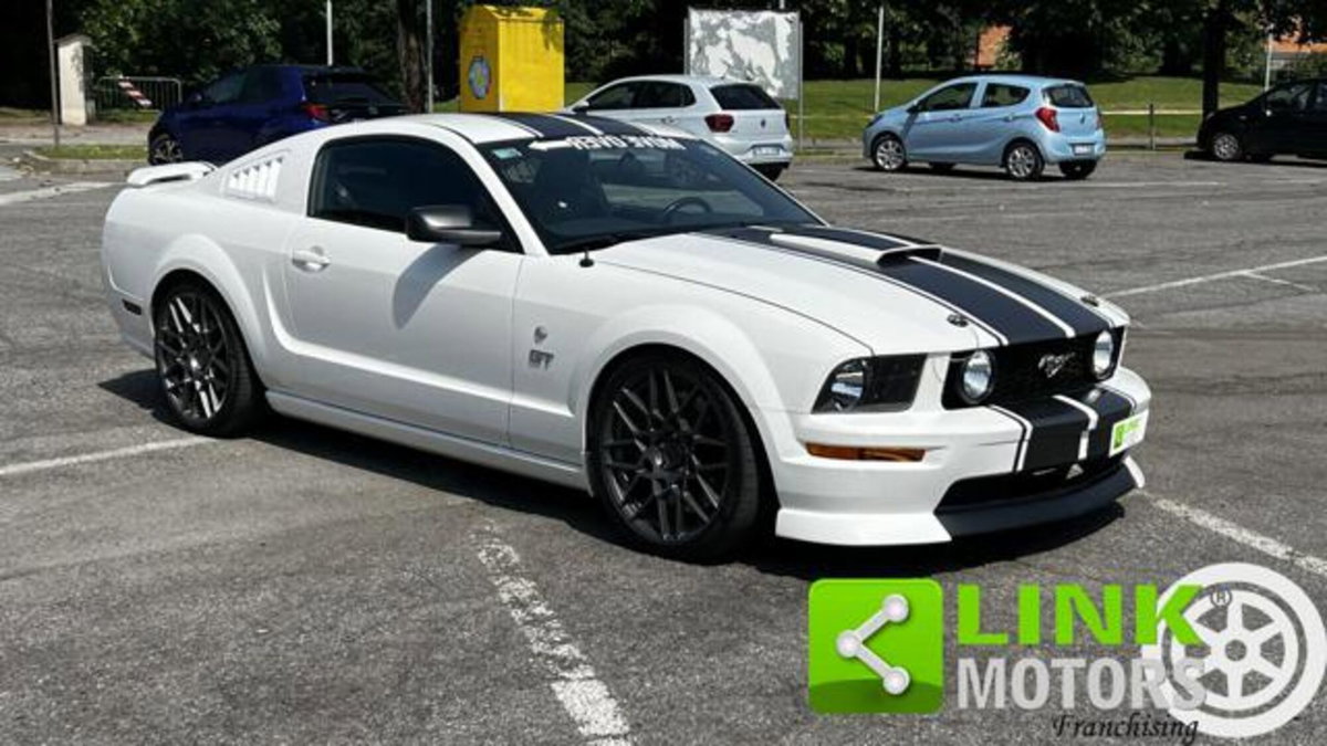 Ford Mustang Coupé 5.0 V8 GT 446cv auto (5)