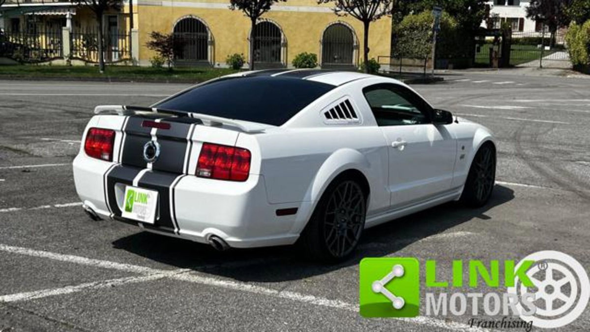 Ford Mustang Coupé 5.0 V8 GT 446cv auto (9)