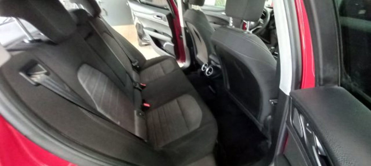 Alfa Romeo Stelvio Stelvio 2.2 Turbodiesel 160 CV AT8 RWD Super Business (7)