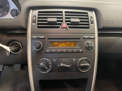 Mercedes-Benz Classe B 180 CDI (9)