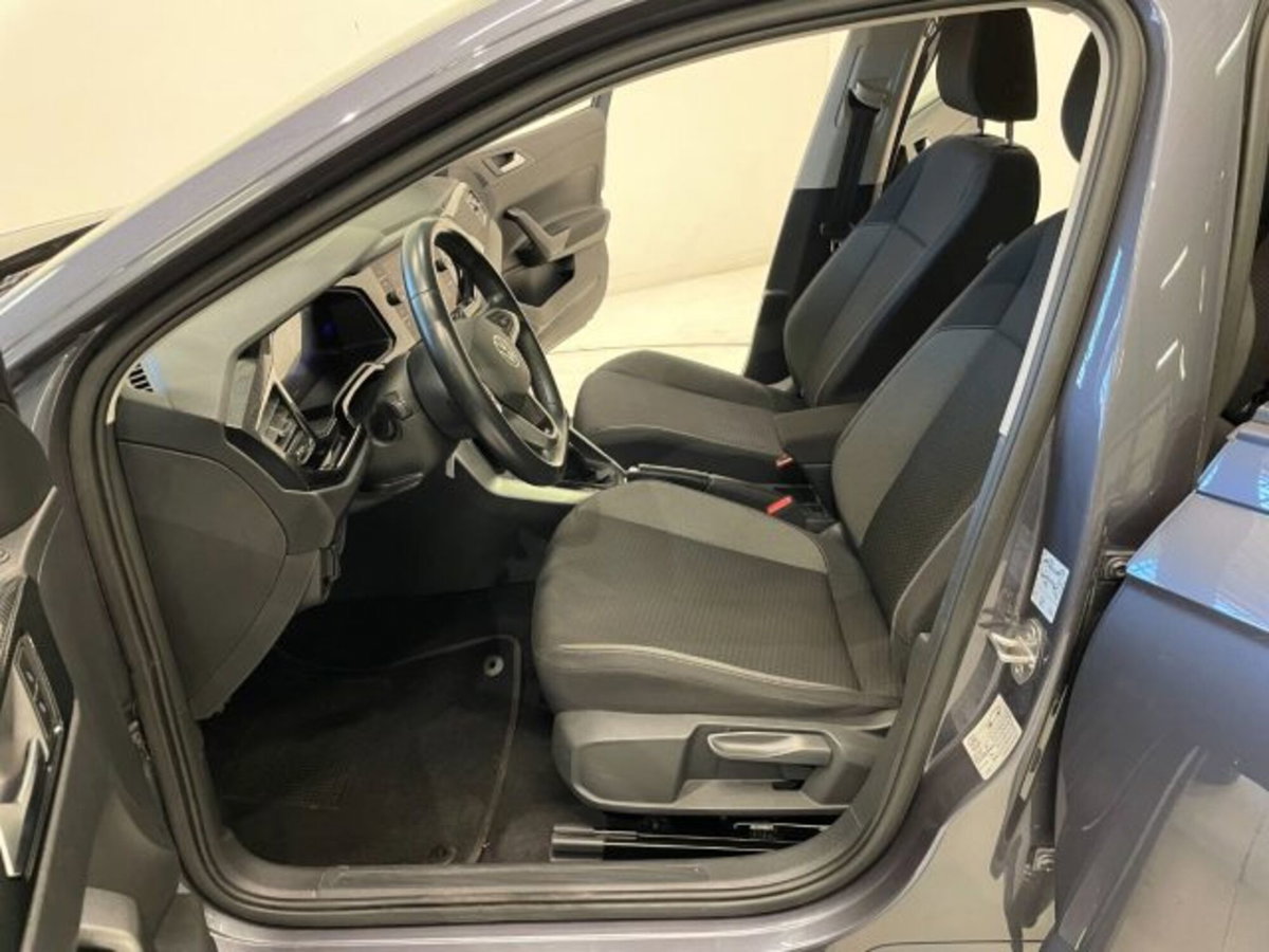 Volkswagen Taigo 1.0 tsi Life 95cv (6)