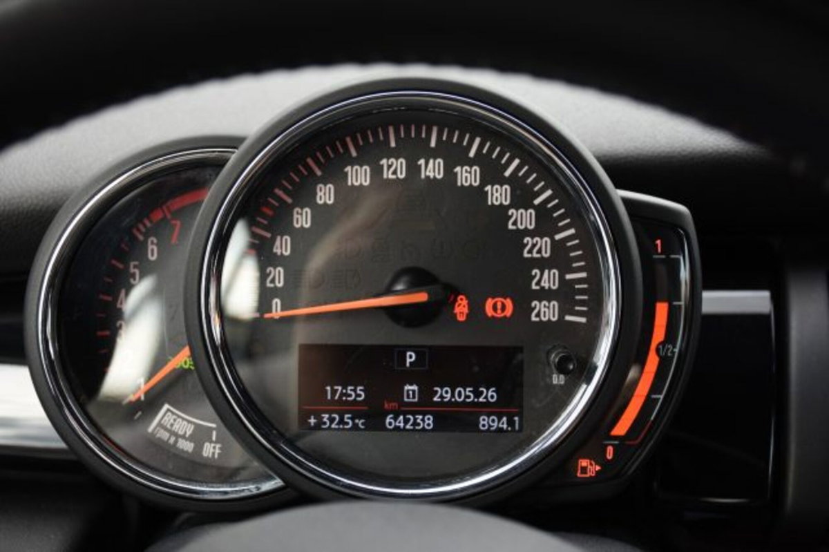 MINI Mini Cabrio 1.5 Cooper Cabrio (11)