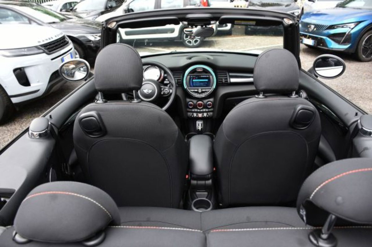 MINI Mini Cabrio 1.5 Cooper Cabrio (8)