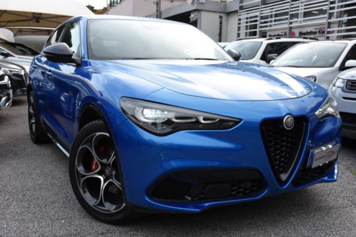 Alfa Romeo Stelvio Stelvio 2.2 Turbodiesel 210 CV AT8 Q4 Veloce (2)