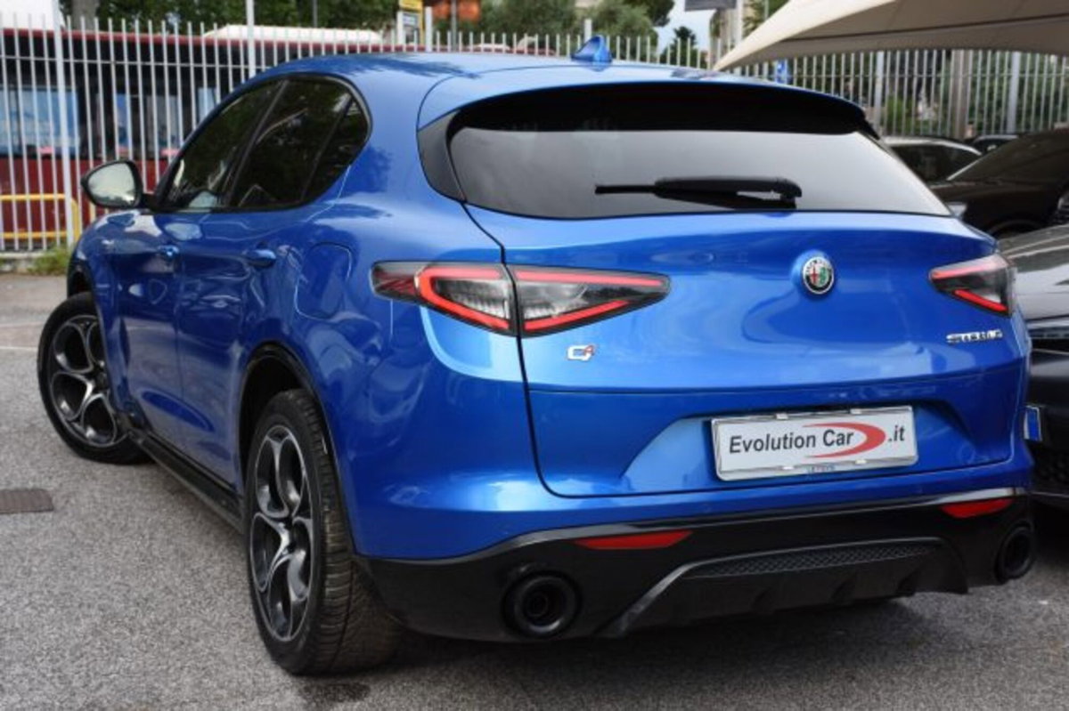 Alfa Romeo Stelvio Stelvio 2.2 Turbodiesel 210 CV AT8 Q4 Veloce (4)