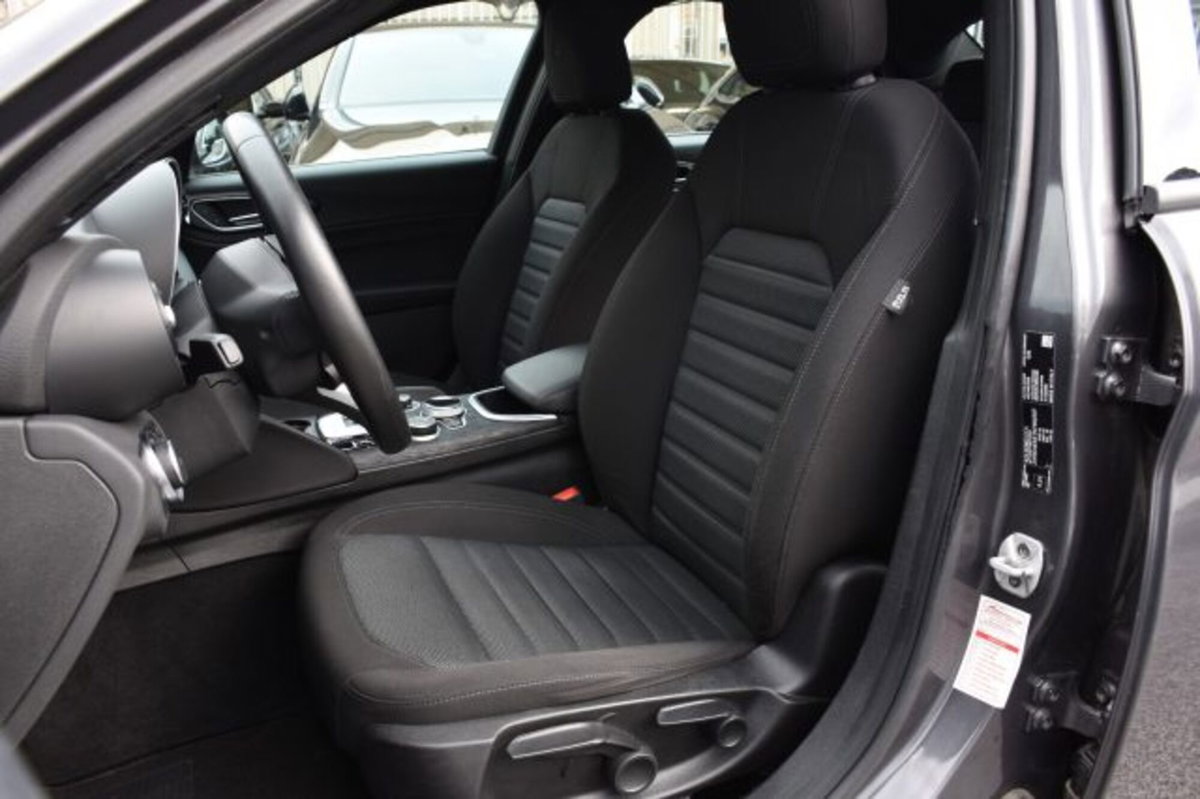 Alfa Romeo Giulia 2.2 Turbodiesel 190 CV AT8 Super (6)