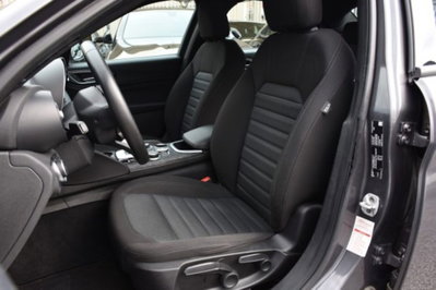 Alfa Romeo Giulia 2.2 Turbodiesel 190 CV AT8 Super (6)