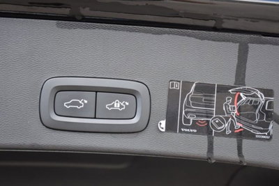 Volvo XC40 D3 Geartronic Business Plus (16)