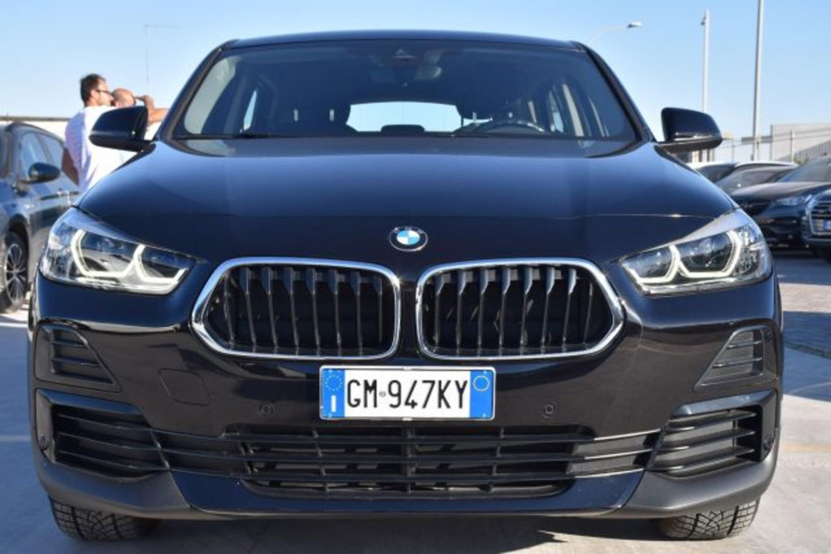 BMW X2 sDrive18i (2)