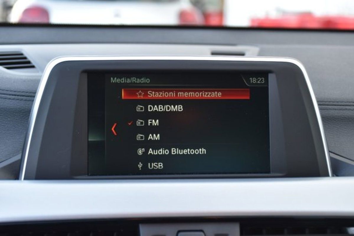 BMW X2 sDrive18i (8)