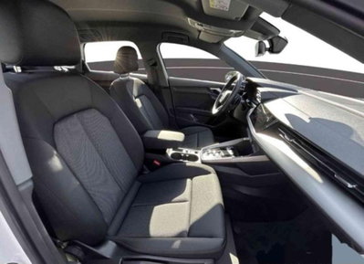 Audi A3 Sportback 30 TFSI S tronic Business (4)