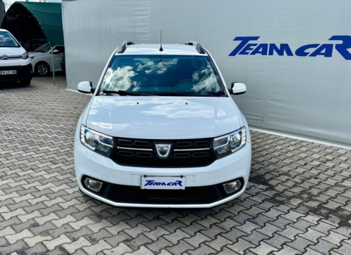 Dacia Logan MCV 1.0 TCe 12V 100CV ECO-G 15th Anniversary (2)