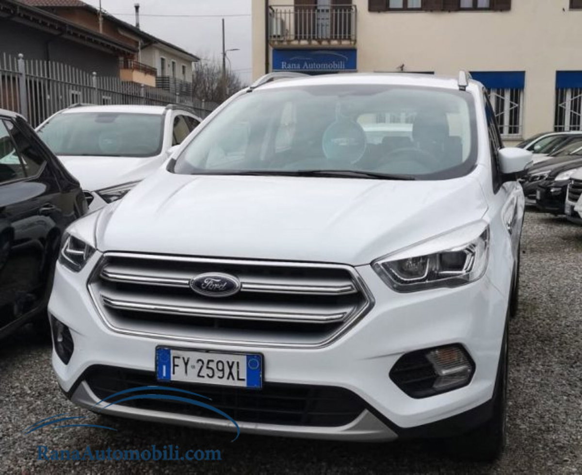 Ford Kuga 1.5 TDCI 120CV S&S 2WD Powershift ST-Line Business (4)