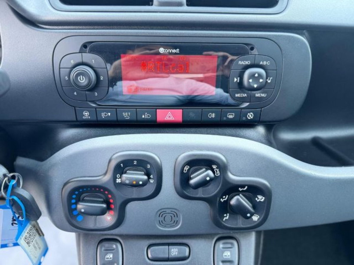 Fiat Panda 1.0 firefly hybrid s&s 70cv 5p.ti (10)