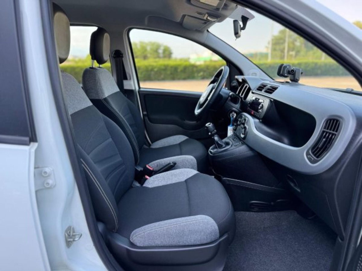 Fiat Panda 1.0 firefly hybrid s&s 70cv 5p.ti (11)