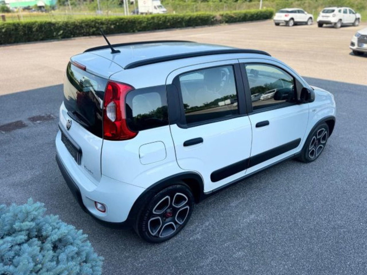 Fiat Panda 1.0 firefly hybrid s&s 70cv 5p.ti (4)