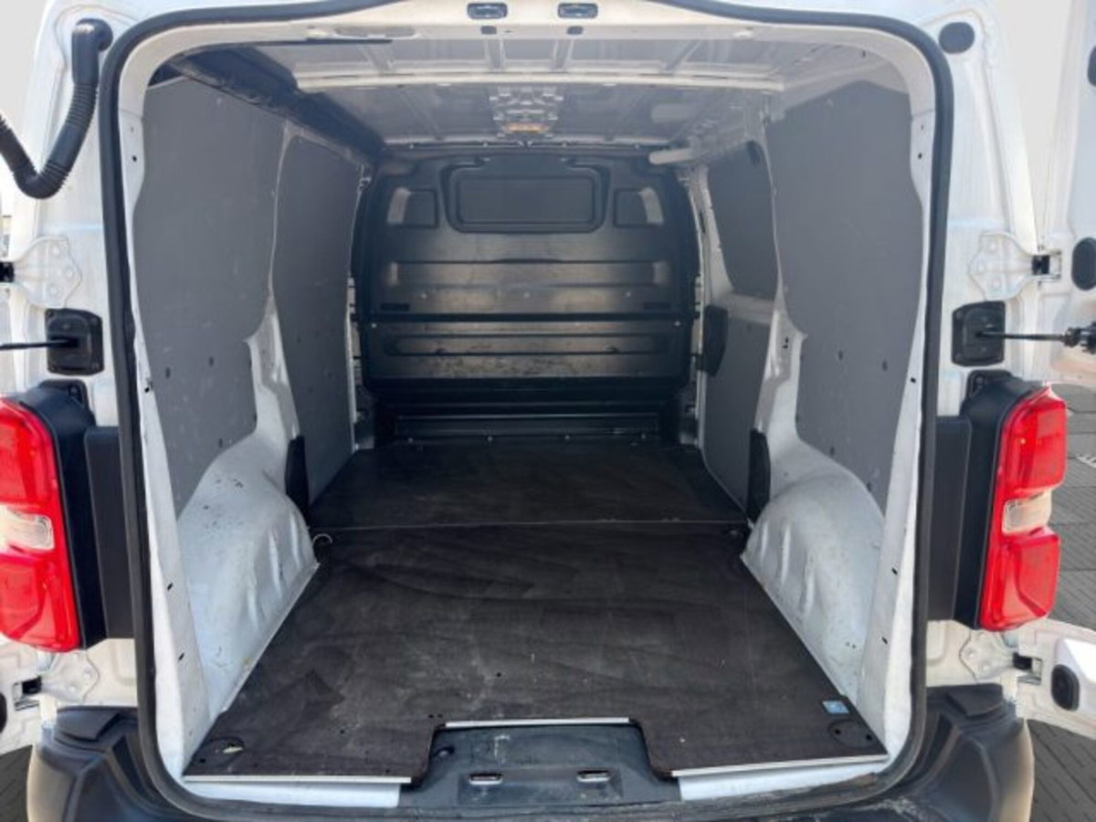 Fiat Scudo Furgone ce 1.5 bluehdi 120cv L3H1 (12)