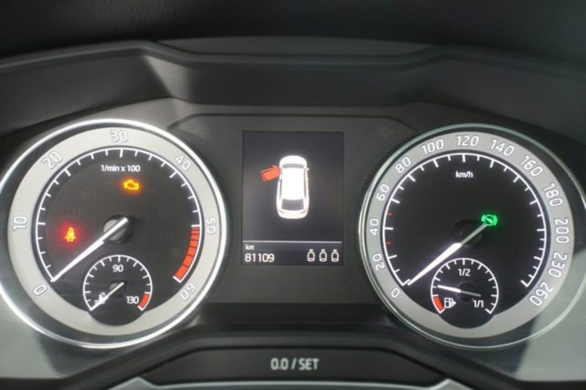 Skoda Superb Station Wagon 1.6 TDI SCR DSG Wagon Executive (14)