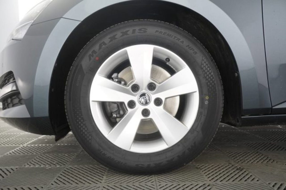 Skoda Superb Station Wagon 1.6 TDI SCR DSG Wagon Executive (16)