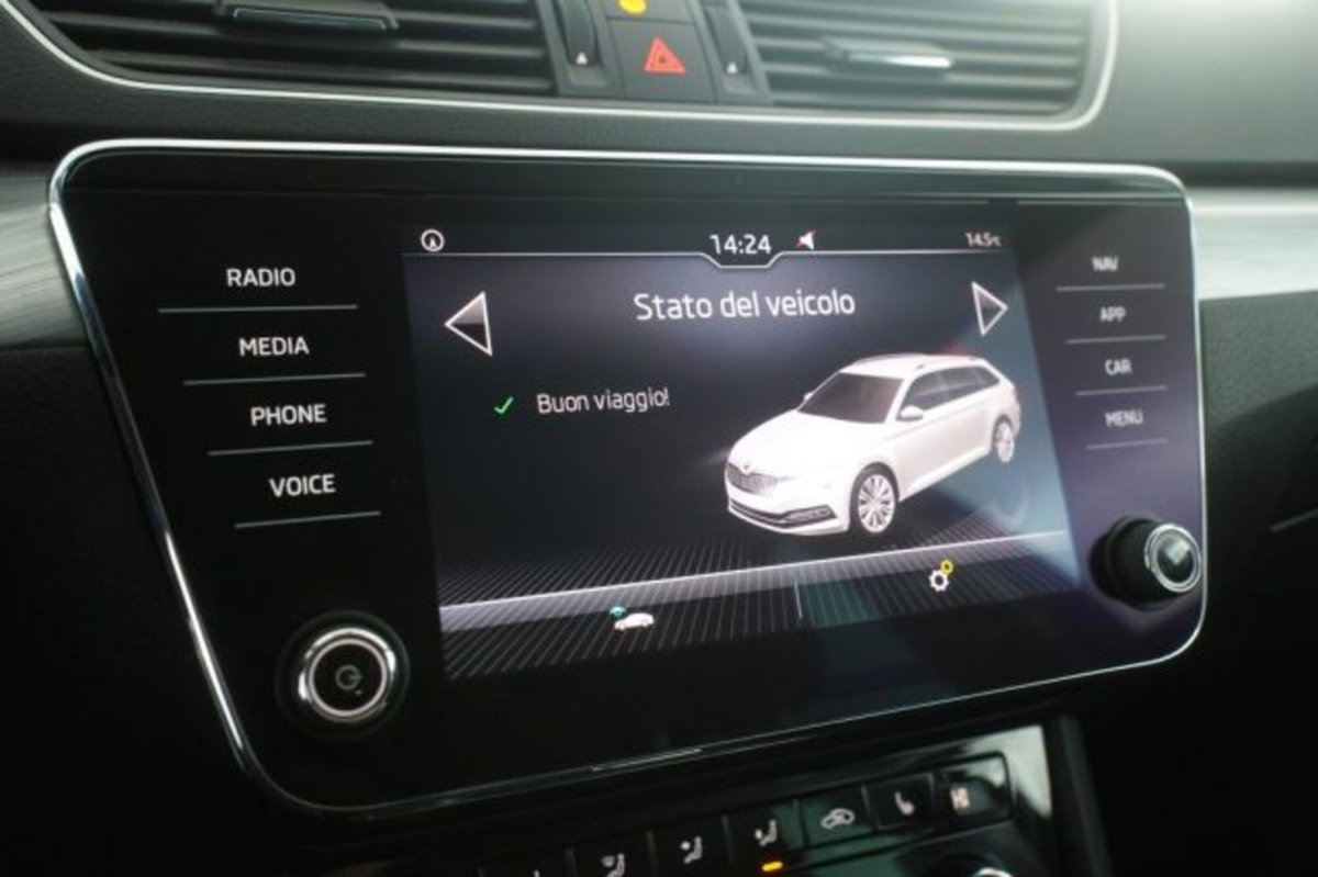 Skoda Superb Station Wagon 1.6 TDI SCR DSG Wagon Executive (18)