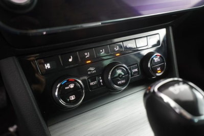 Skoda Superb Station Wagon 1.6 TDI DSG Wagon Ambition (19)