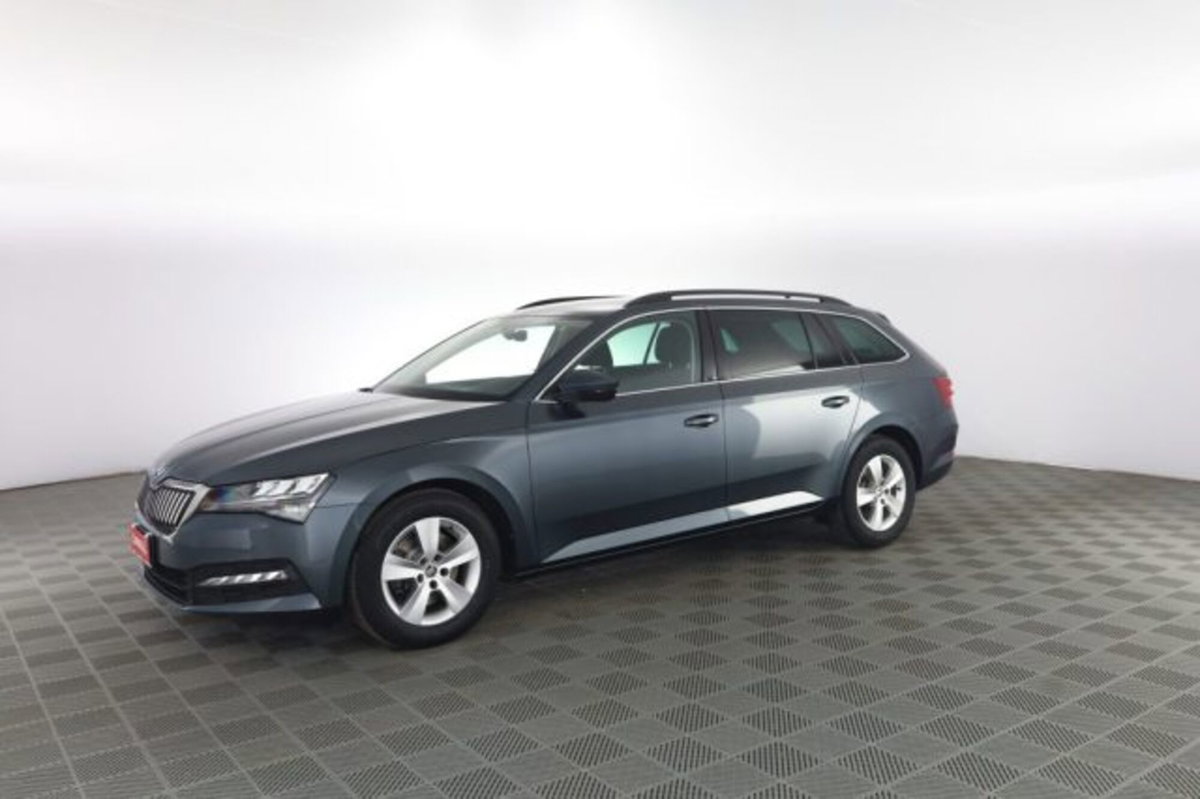 Skoda Superb Station Wagon 1.6 TDI SCR DSG Wagon Executive (8)