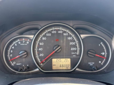 Toyota Yaris 1.0 5 porte (15)