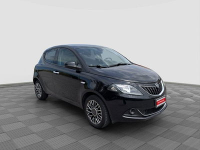 Lancia Ypsilon 1.0 FireFly 5 porte S&S Hybrid Ecochic A. Ferretti (7)