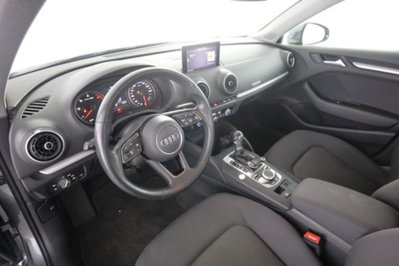 Audi A3 Sportback 40 TDI quattro S tronic Business (9)