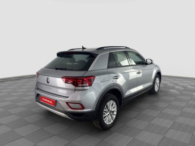 Volkswagen T-Roc 1.0 TSI Life (5)