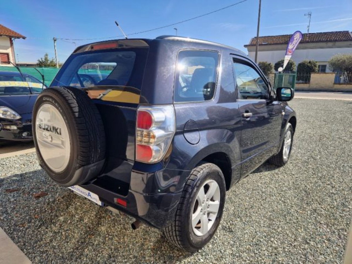 Suzuki Grand Vitara 1.6 16V 3 porte Offroad (6)