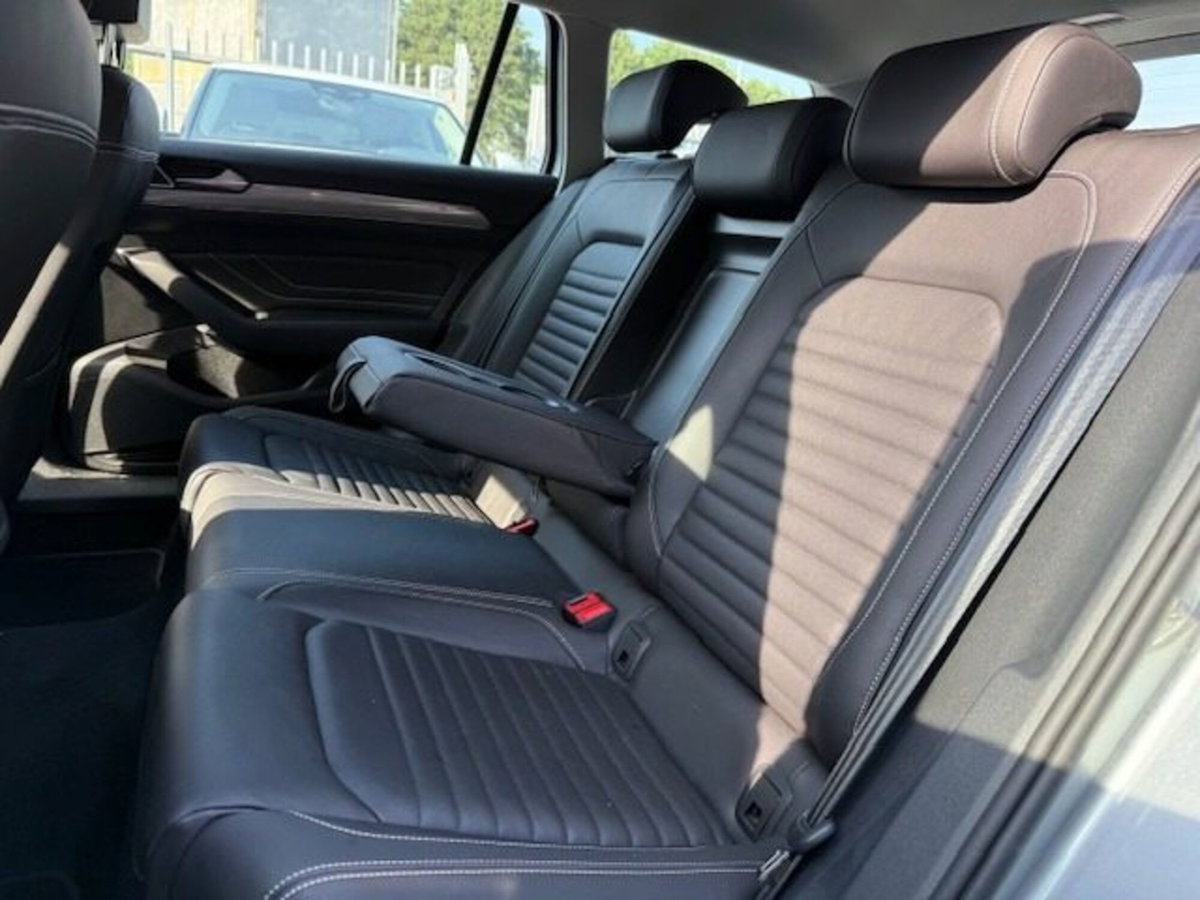 Volkswagen Passat Variant 2.0 TDI SCR 122 CV EVO DSG Business (10)