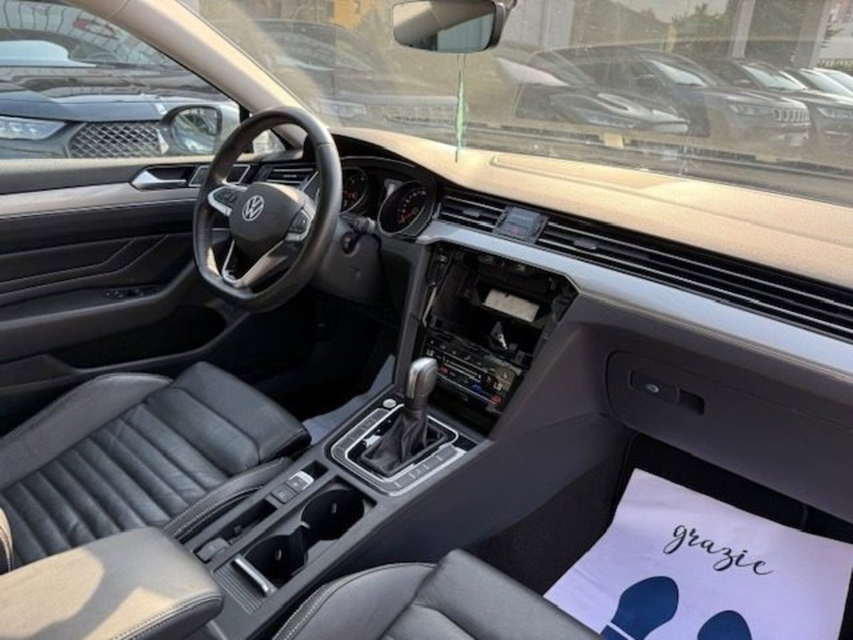 Volkswagen Passat Variant 2.0 TDI SCR 122 CV EVO DSG Business (4)
