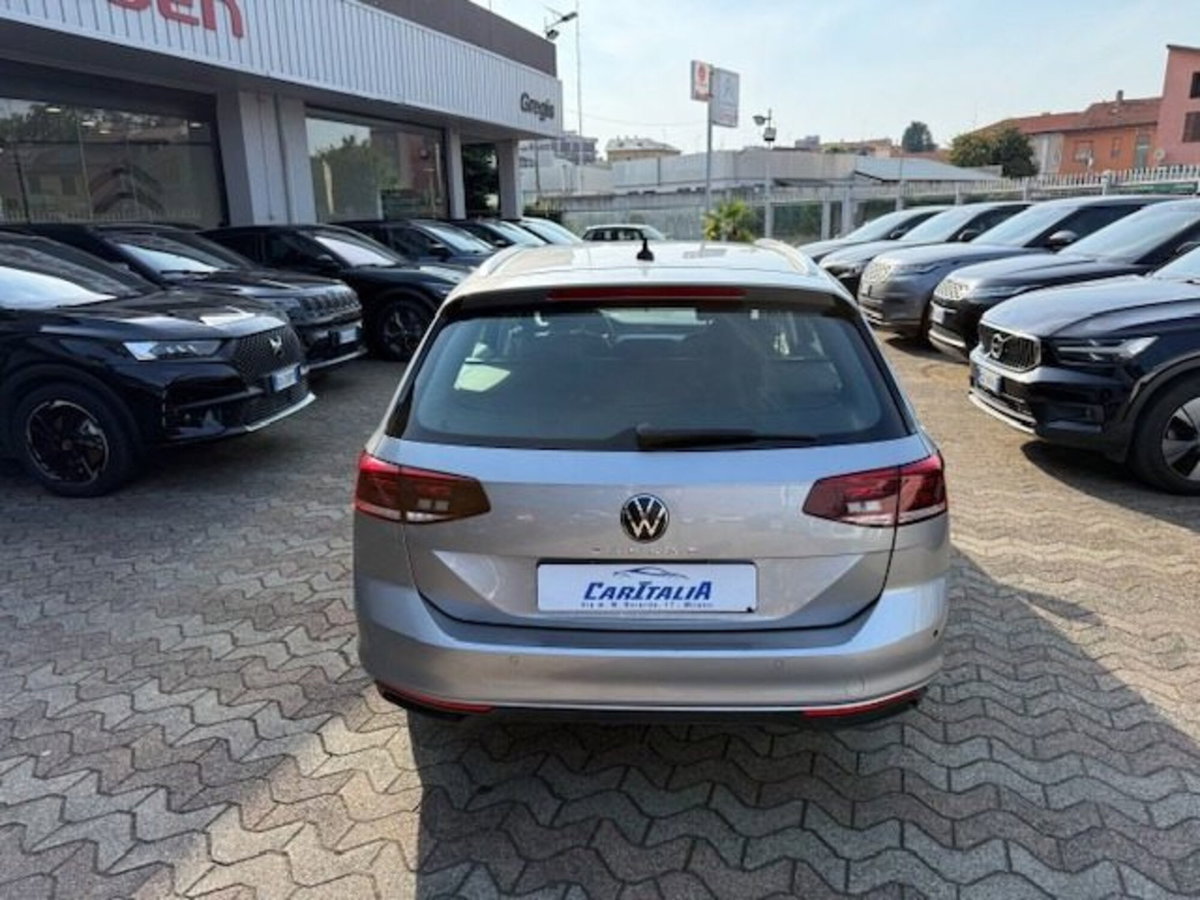 Volkswagen Passat Variant 2.0 TDI SCR 122 CV EVO DSG Business (6)