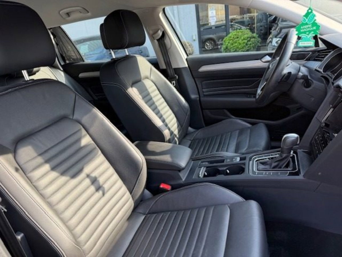 Volkswagen Passat Variant 2.0 TDI SCR 122 CV EVO DSG Business (8)