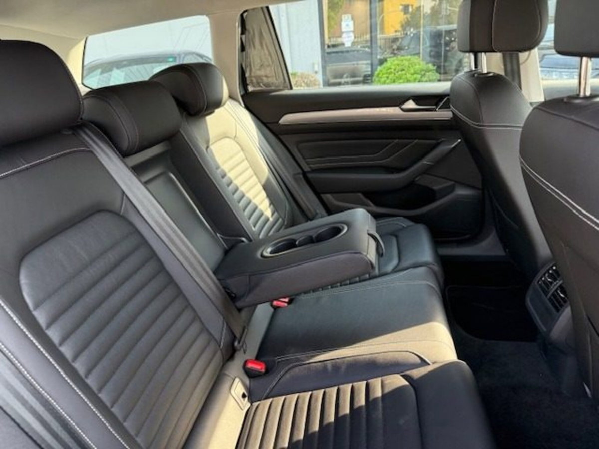 Volkswagen Passat Variant 2.0 TDI SCR 122 CV EVO DSG Business (9)
