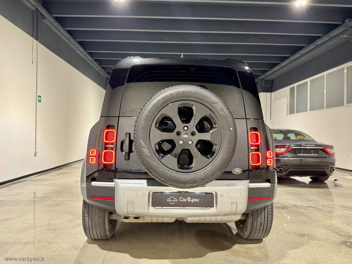Land Rover Defender 110 3.0d mhev X-Dynamic SE awd 200cv auto 7p.ti (8)