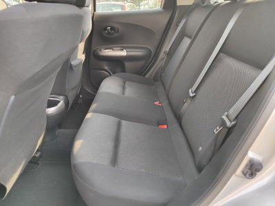 Nissan Juke 1.6 Visia (10)
