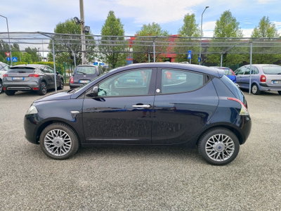 Lancia Ypsilon 1.2 69 CV 5 porte GPL Ecochic Silver (3)